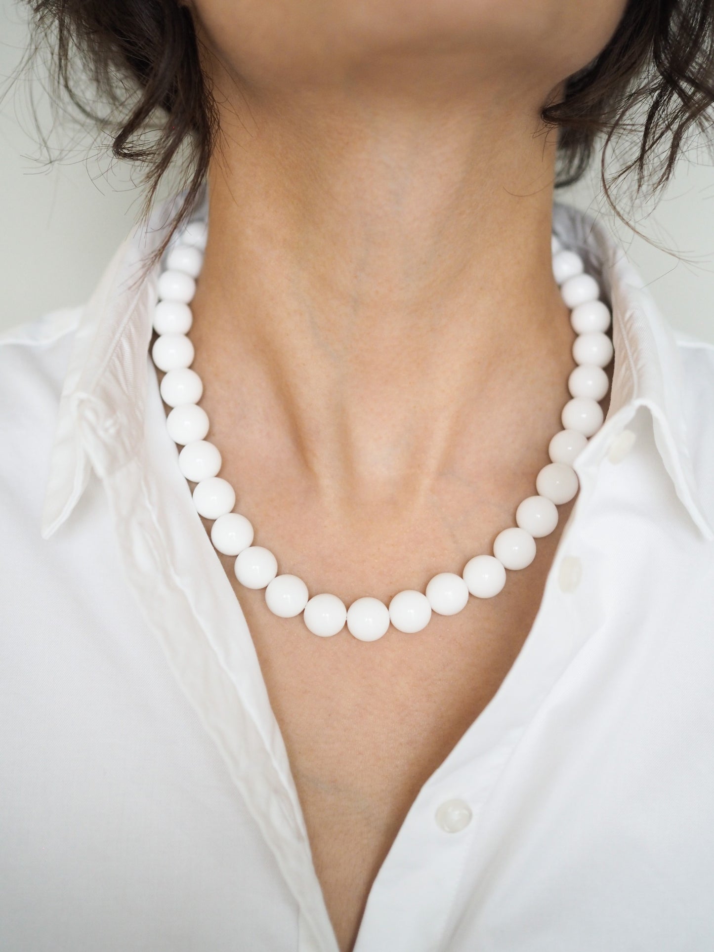 Classic white Agate Necklace